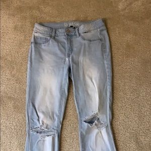 Super Cute Ripped Skinny Jeans